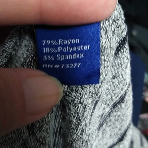 Apt 9 essential elbow sleeve tee - Picture 4 of 4